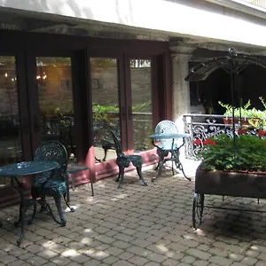 Bonsecours Inn
