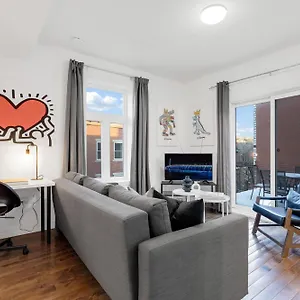 Liv Mtl Mtl Aparthotel